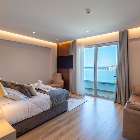 Hotel Oasis Sarandë 외부 사진