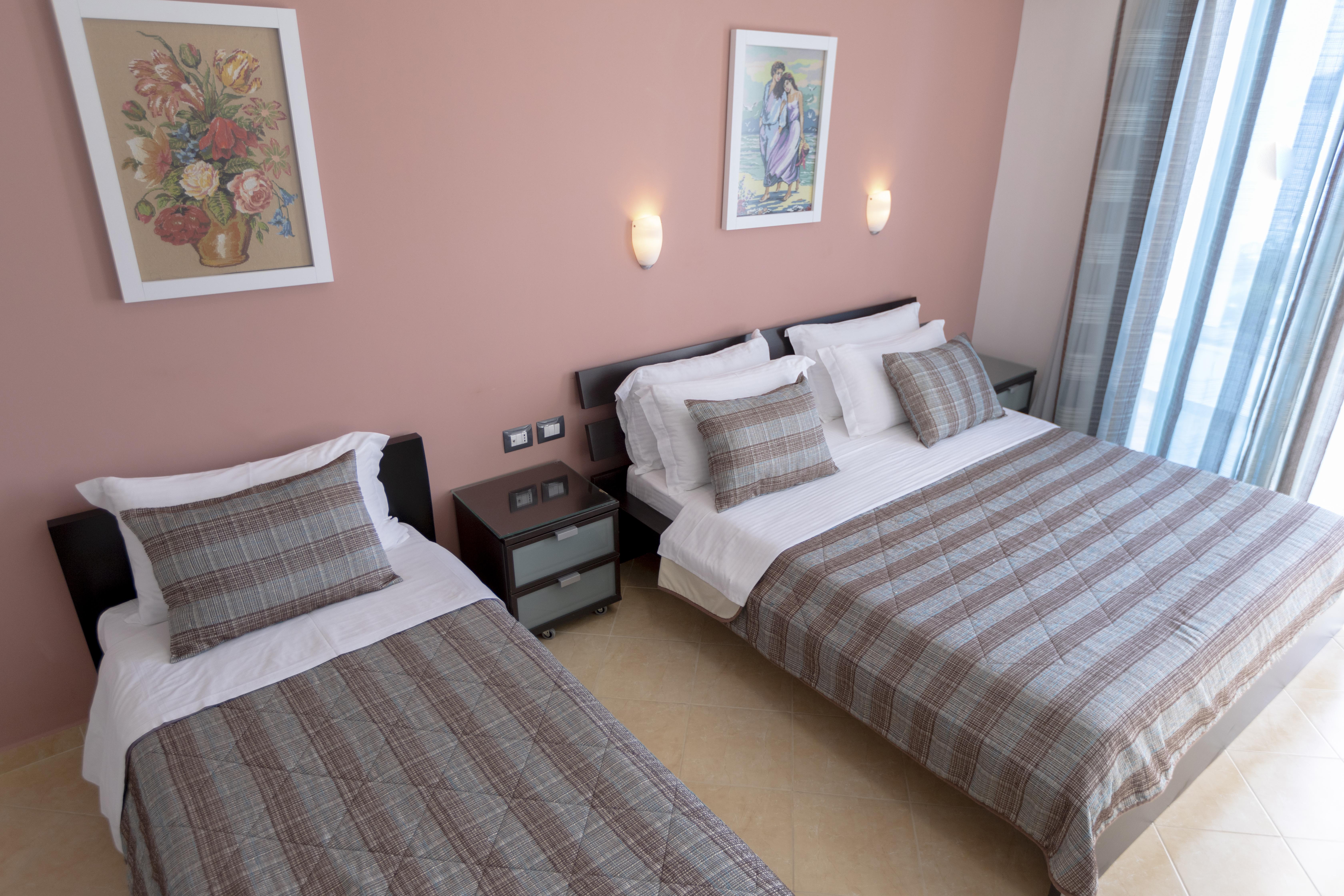 Hotel Oasis Sarandë 외부 사진