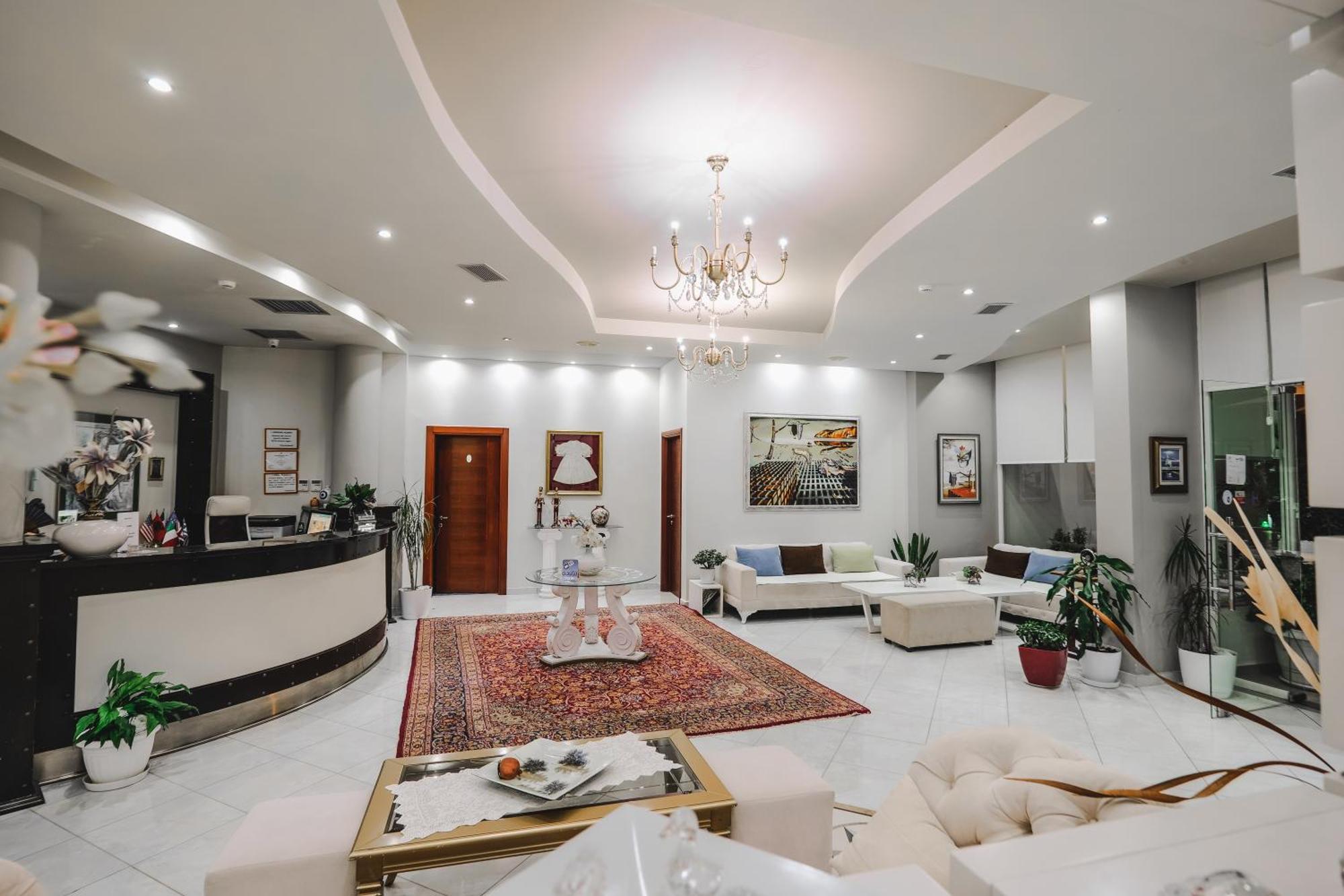 Hotel Oasis Sarandë 외부 사진