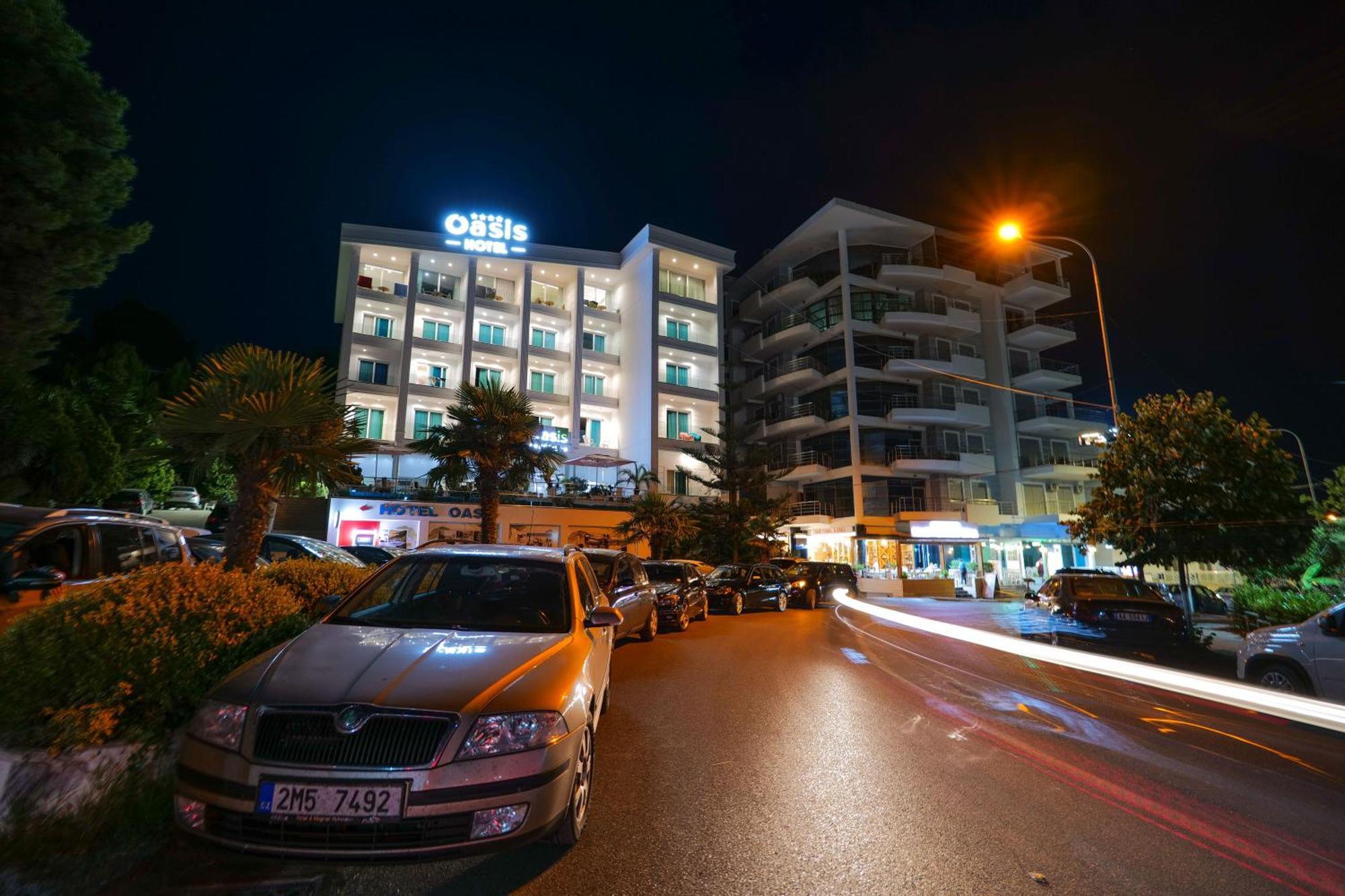 Hotel Oasis Sarandë 외부 사진