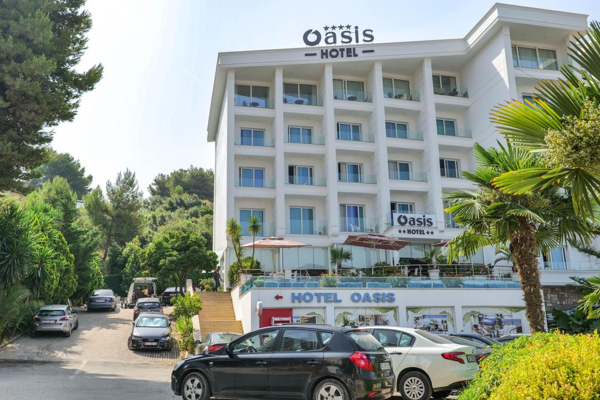 Hotel Oasis Sarandë 외부 사진