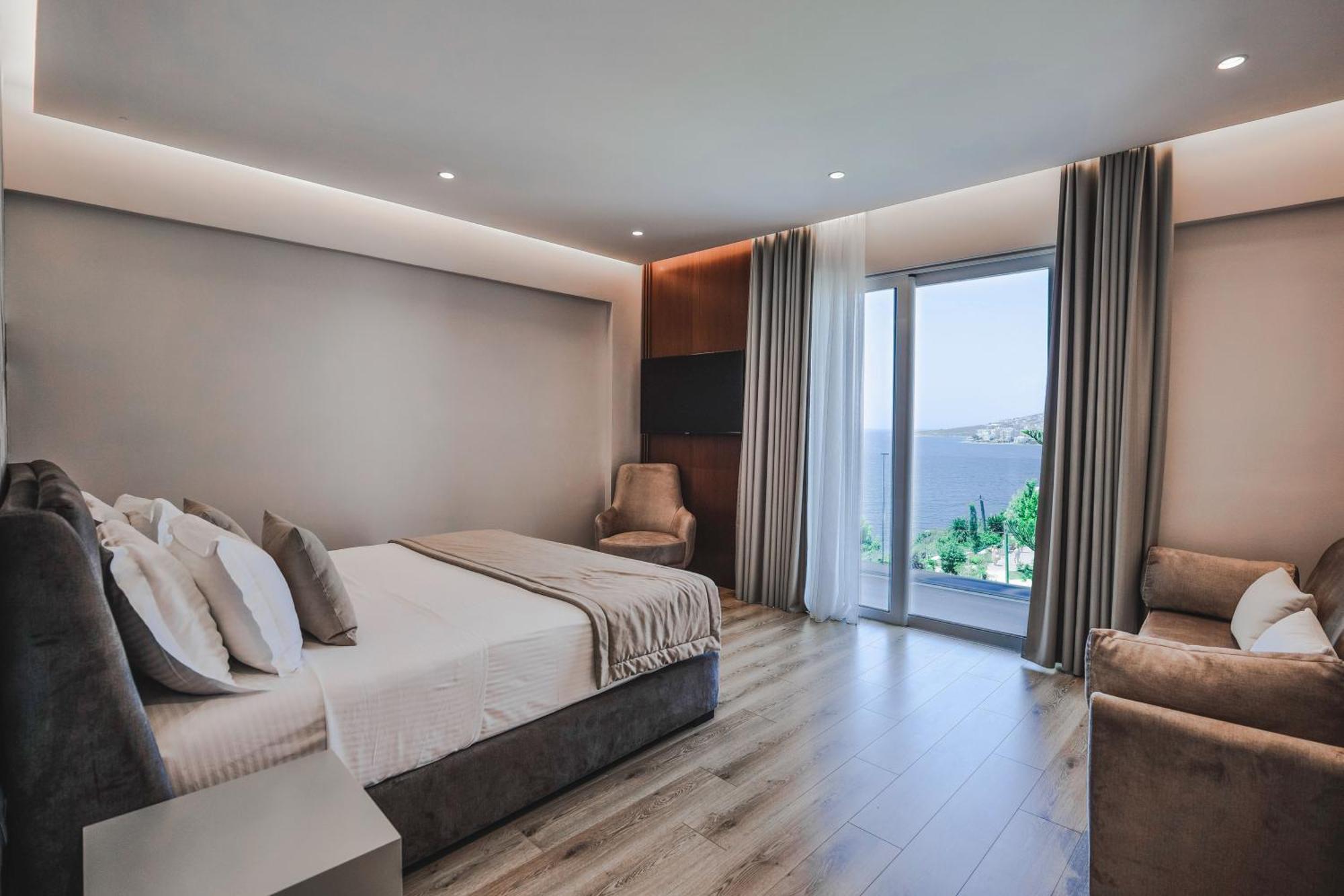 Hotel Oasis Sarandë 외부 사진