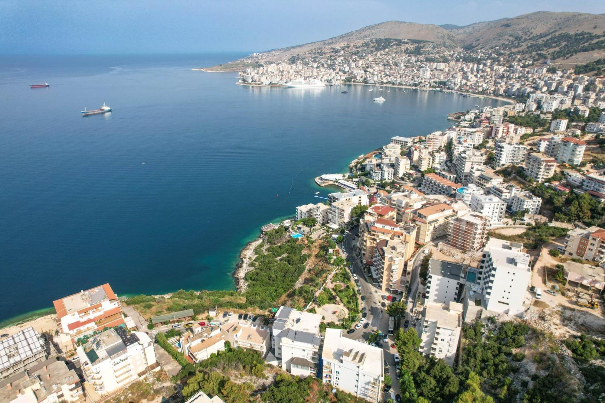 Hotel Oasis Sarandë 외부 사진