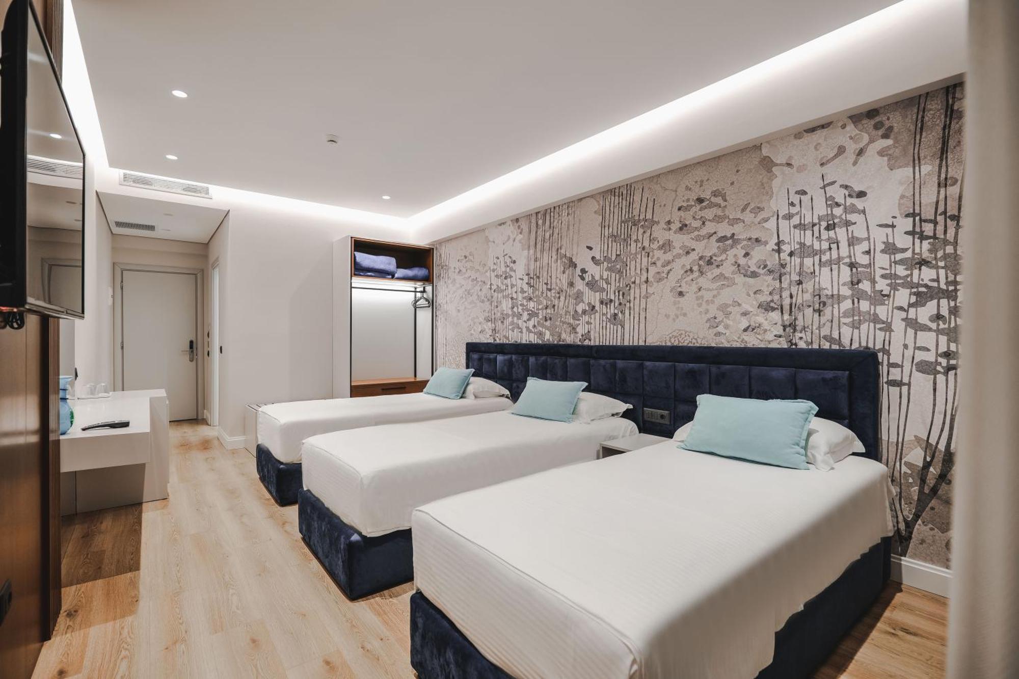 Hotel Oasis Sarandë 외부 사진