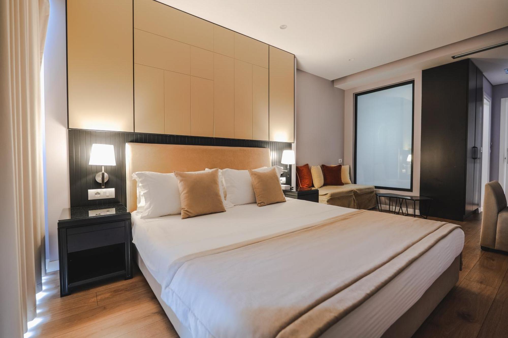 Hotel Oasis Sarandë 외부 사진