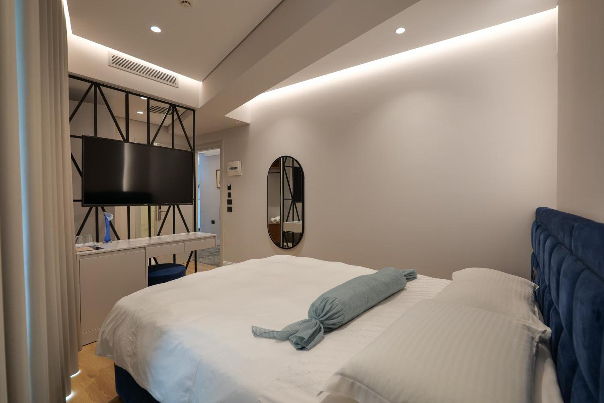 Hotel Oasis Sarandë 외부 사진